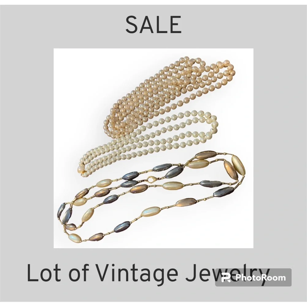 Lot of Three Vintage Pearl/ Beaded Necklaces - Picture 1 of 4